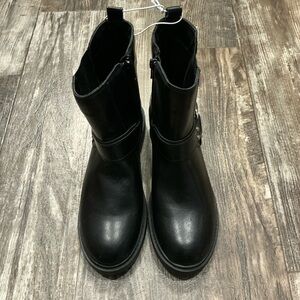Old Navy Women’s  Black Boots Size 9